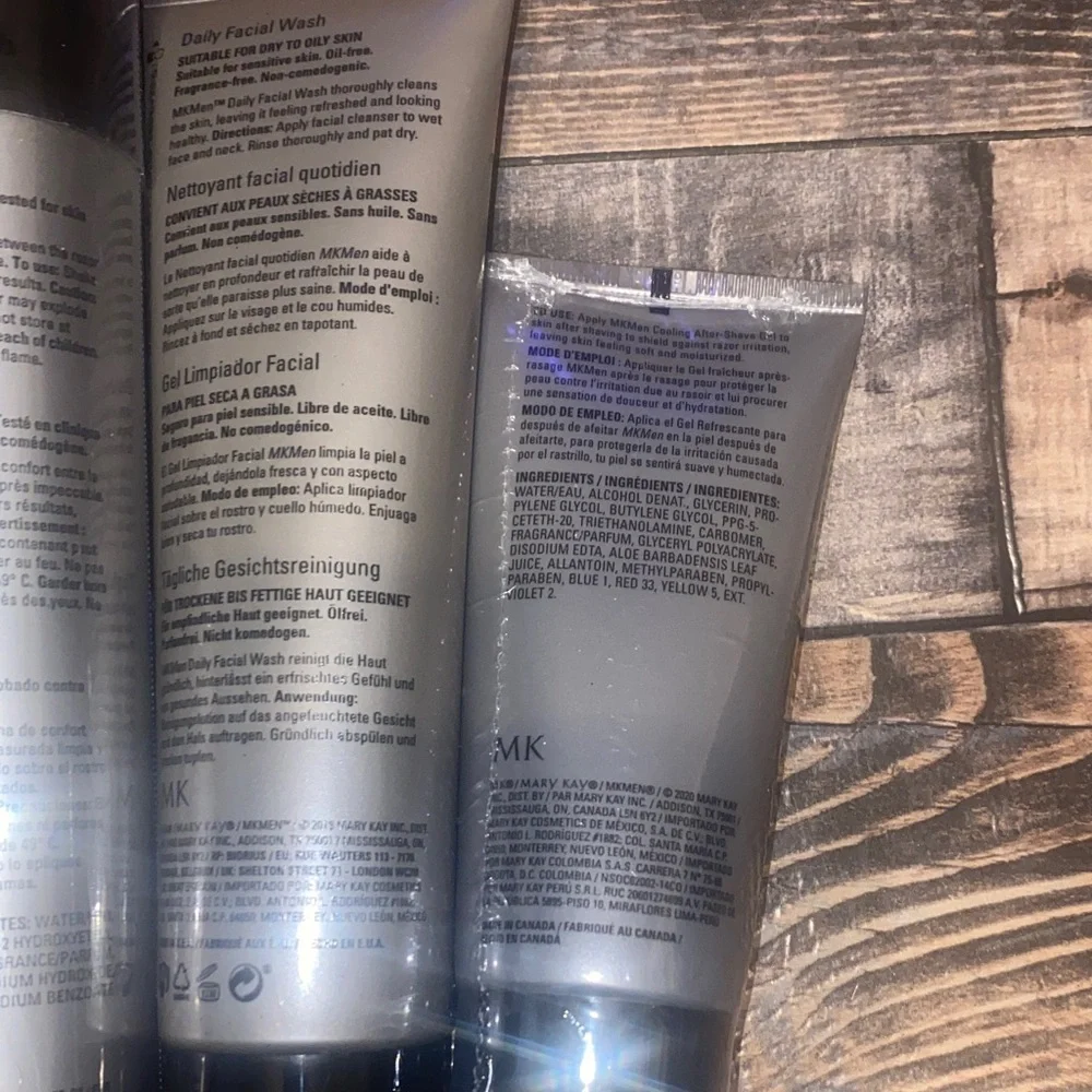Mary Kay Men Grooming Set - Black and Silver
